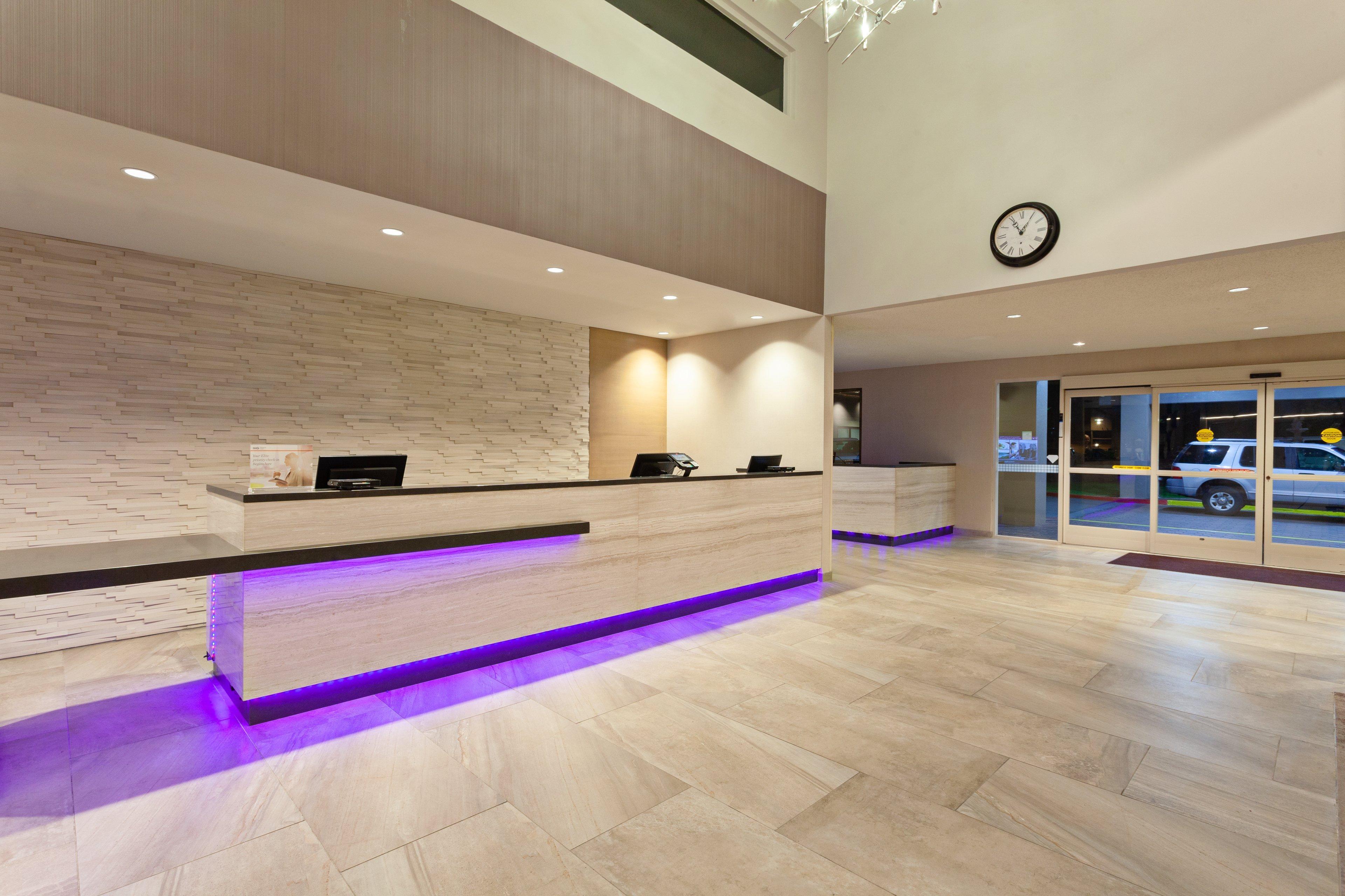 Crowne Plaza Silicon Valley North - Union City By Ihg Eksteriør billede