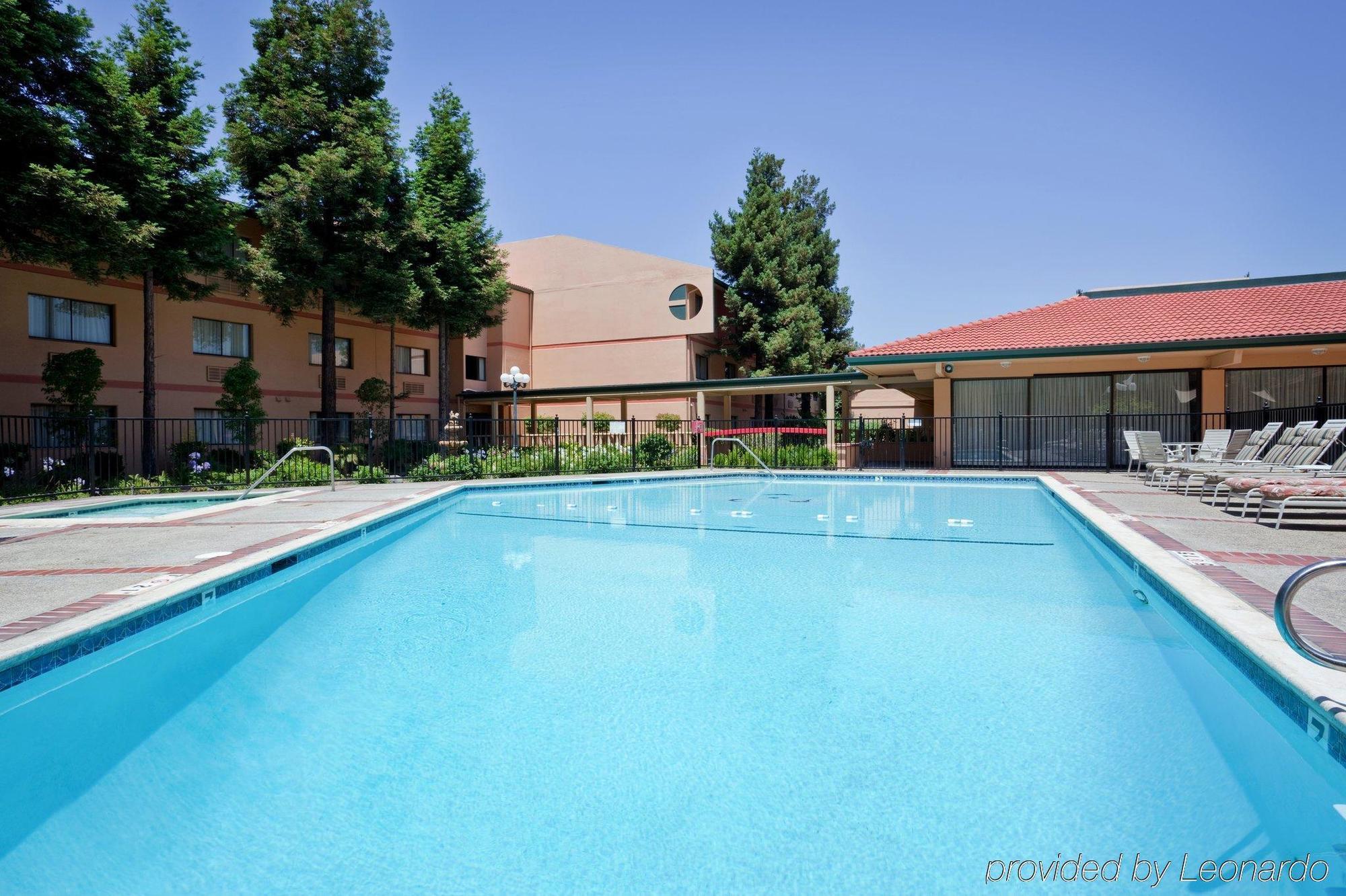 Crowne Plaza Silicon Valley North - Union City By Ihg Eksteriør billede