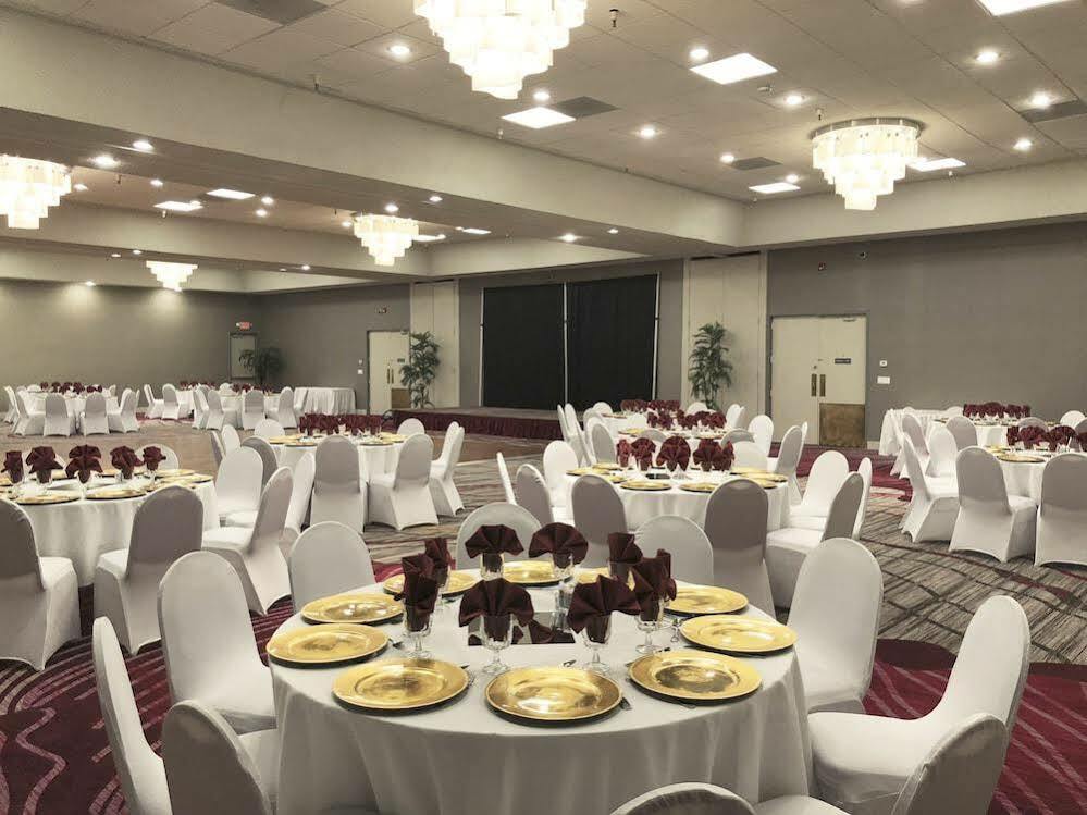 Crowne Plaza Silicon Valley North - Union City By Ihg Eksteriør billede